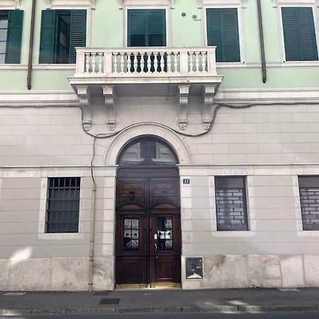 Feelgood Apartment Trieste Bagian luar foto